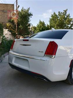 کرایسلەر 300